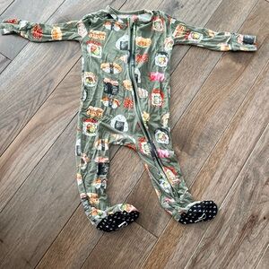 Posh Peanut Sushi Footie